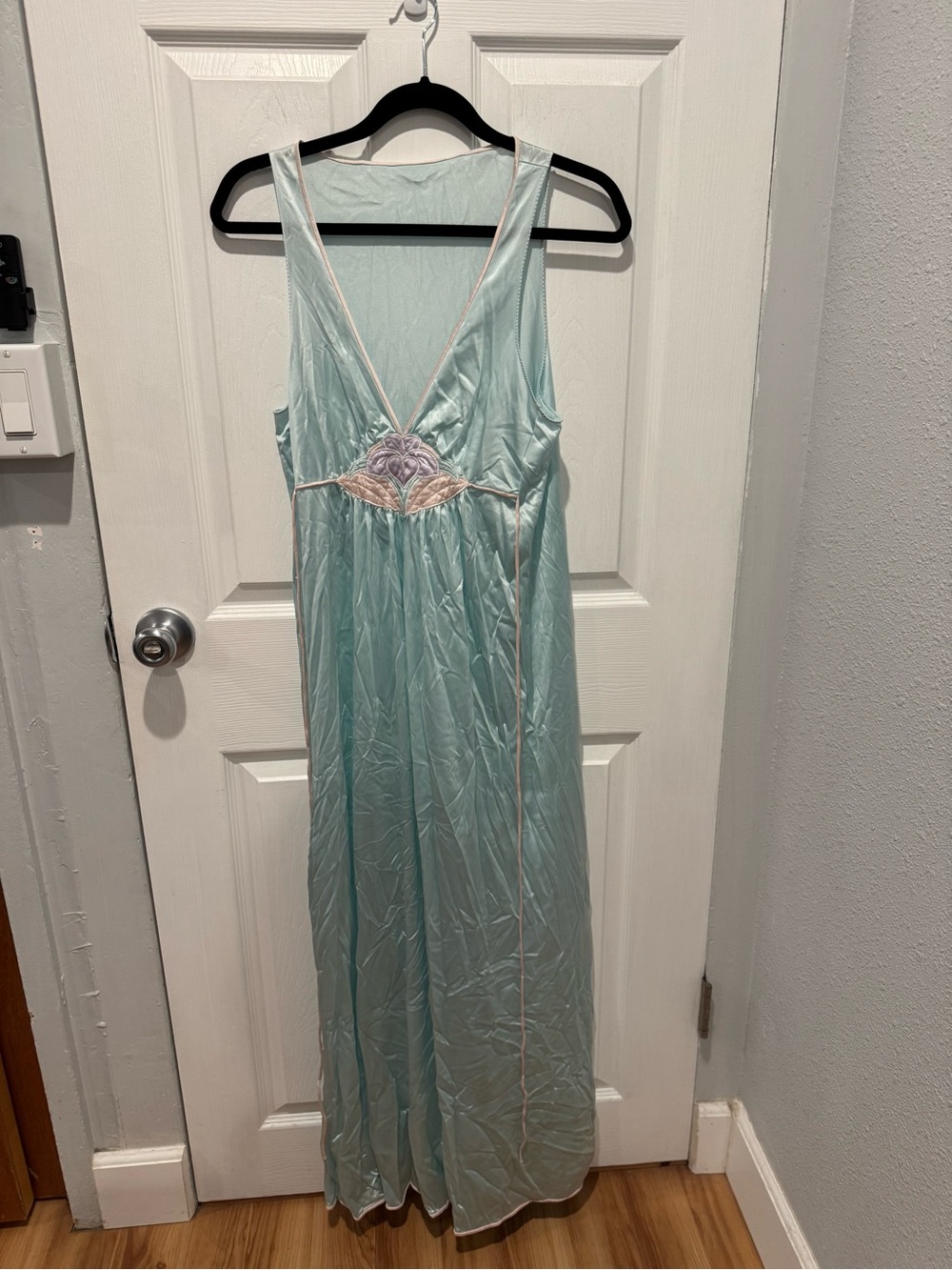 Vintage Lorraine night gown and robe